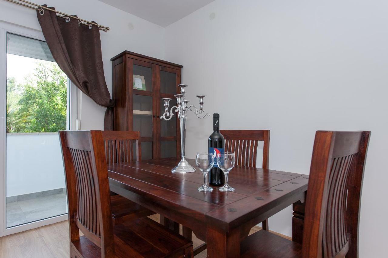 Vintage Apartment Duće Екстериор снимка